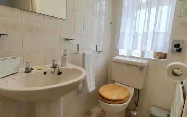 Fleurie Guest House