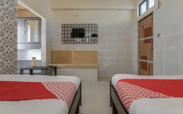 OYO 12984 Hotel Karwees Inn