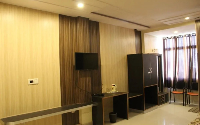 Hotel Gokul inn