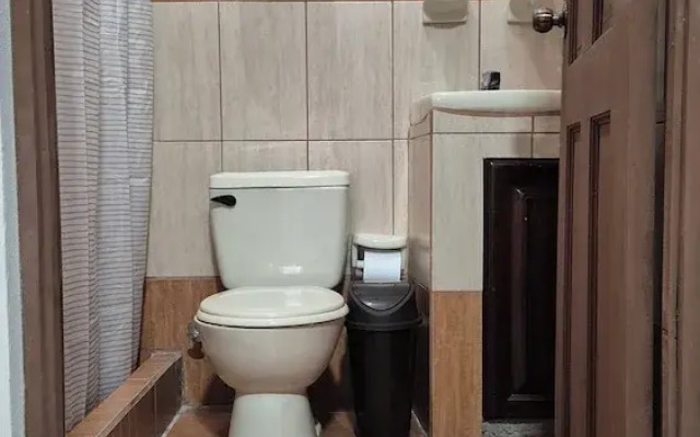 Velaz Guesthouse