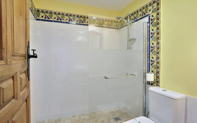 Apartamentos Doña Elvira Carreteria
