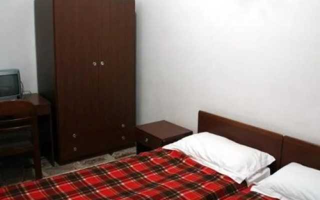 Family Inn