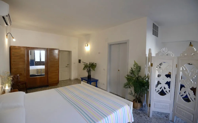 Large, Authentic 2-bed Apartment, Panoramic Views
