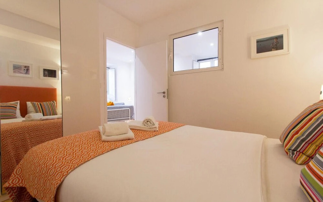 Cais do Sodré Duplex by Homing