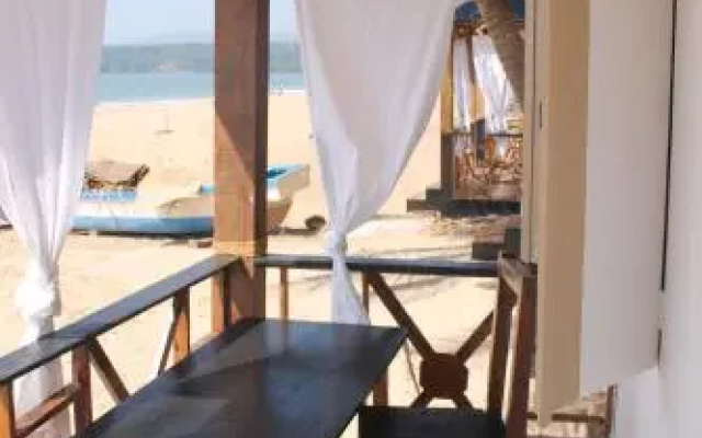 Corvo Rindo Resort & Restaurant