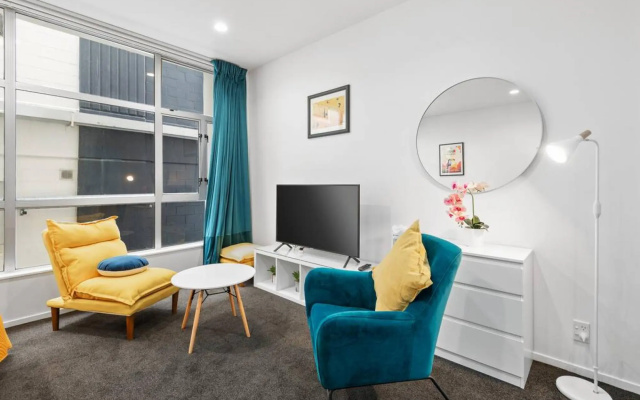 Cosy and central studio