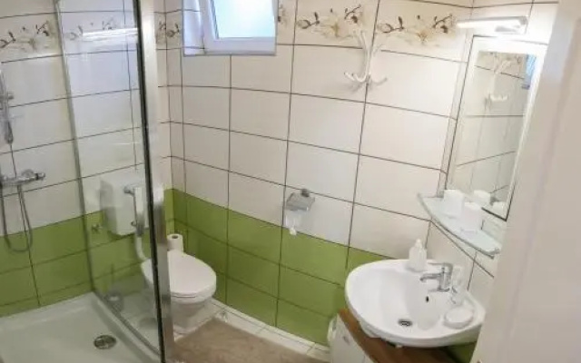 Molnr Apartman
