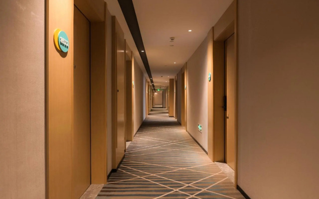 City Comfort Inn Hotel (Shaoyang Central Hospital High-Speed Railway Station)