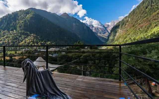 Yubeng Snow Mountain Nuoye Luxury Tent