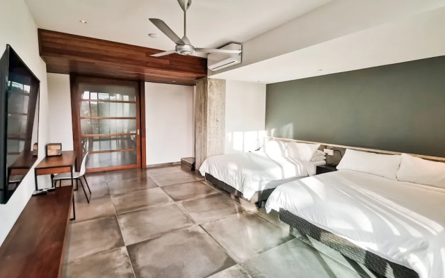 Modern 7 Bedrooms Villa on Private Beach Access