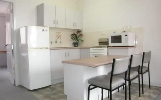 Forster Lodge 16