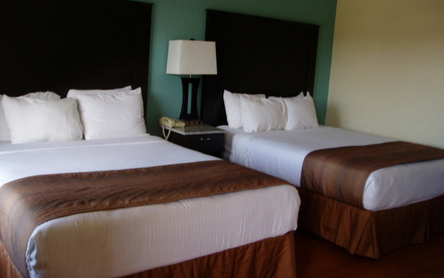 Rockview Inn and Suites - Morro Bay CA