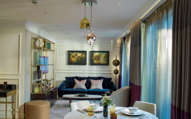 The Guardsman Hotel and Residences