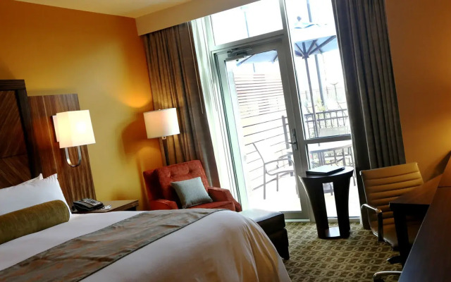 Apache Casino Hotel