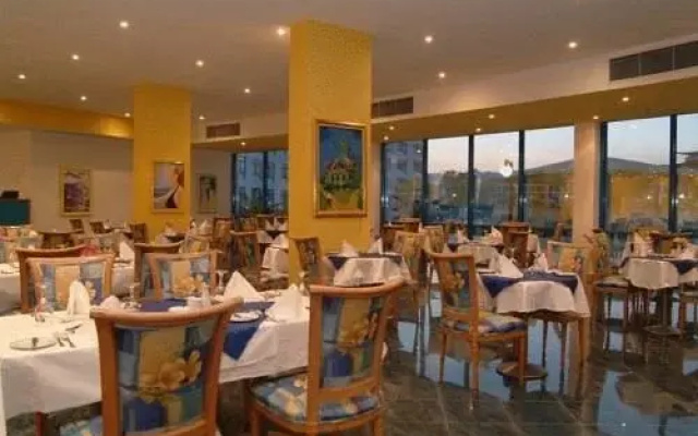 Hotel Sol Y Mar Riva Club