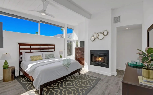 Alexander Social House Five Bedroom House