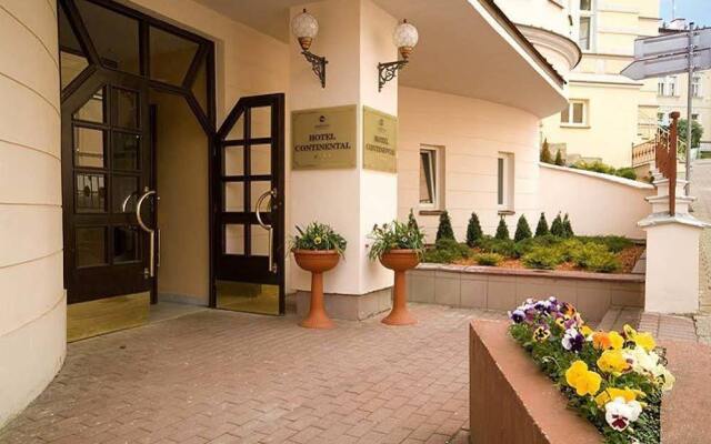 Hotel Continental вид на фасад