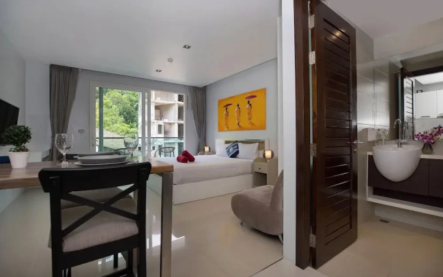 Emerald Hill Patong Apartment 420