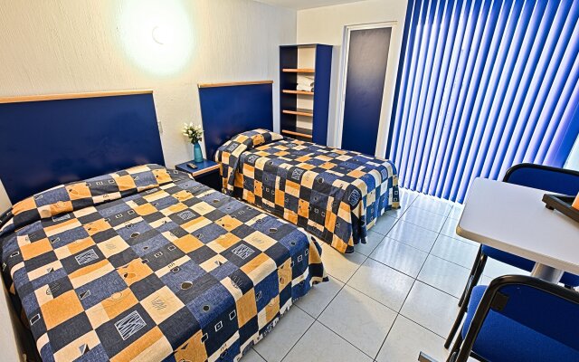Hotel Vagabundo Expo Guadalajara комната для гостей