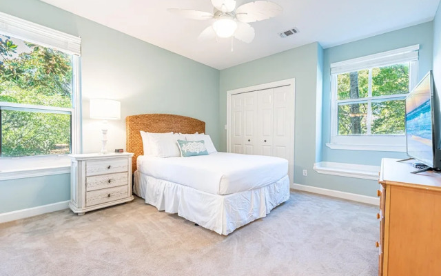 Turnberry 8561