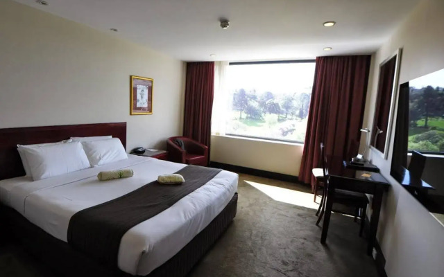 Fountainside Hotel