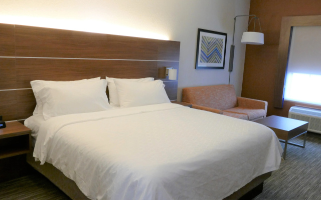 Holiday Inn Express Lebanon by IHG