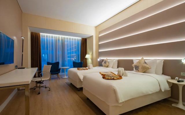 Sanya Phoenix Airport Hotel