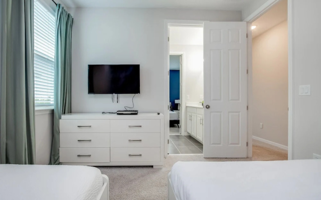 1552 Nassau Point Trail