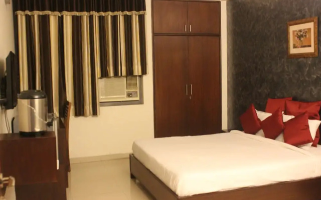 Oyo 726 Hotel Safari