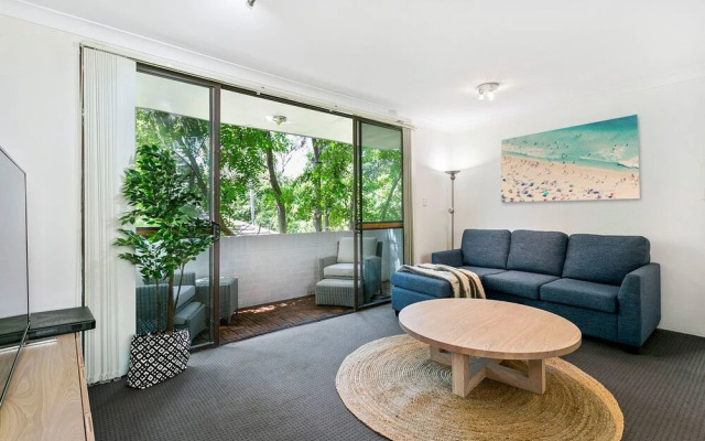 Bondi Bliss Lamrock