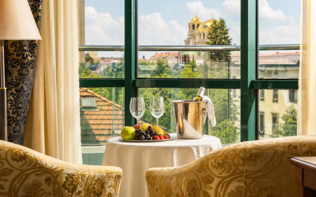 Crystal Palace Boutique Hotel