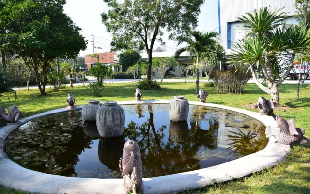 Mittraphap Resort