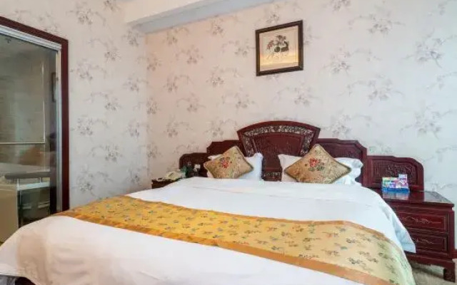 Y. H. Continental Grand Hotel