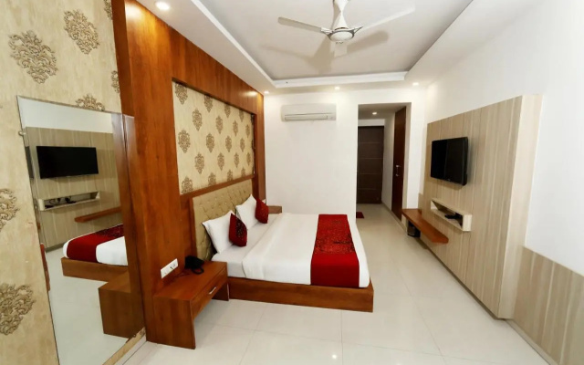 Hotel Almati Inn
