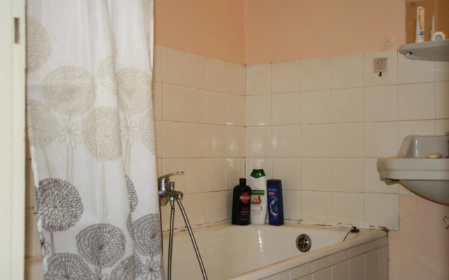 Private Bedrooms In Shared Appartment 135 Sm Athens Center