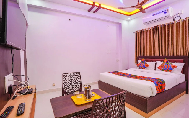 Fabhotel Sri Ram Comforts