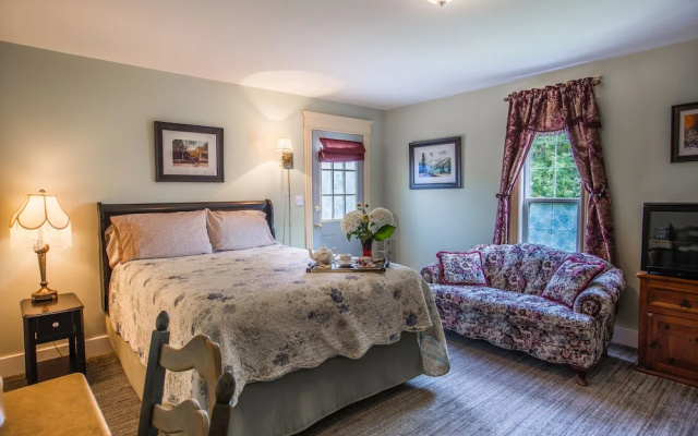 Heartwood Inn