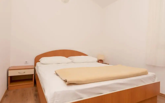 Apartments Frane