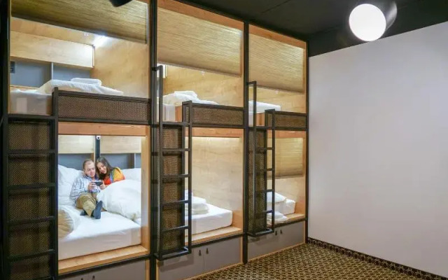 Chors Like A Hotel | Capsule & Nft Boutique Host