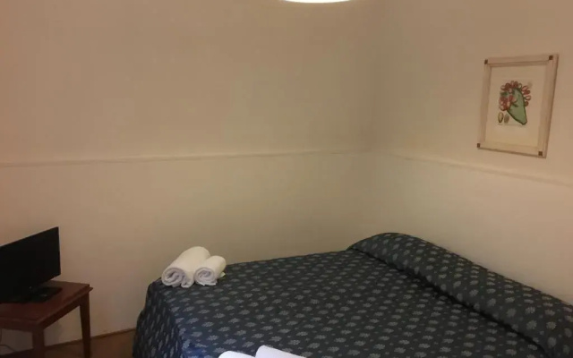 Florence Garden Apartment