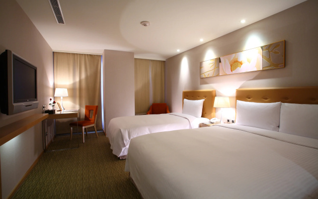 Classic City Resort