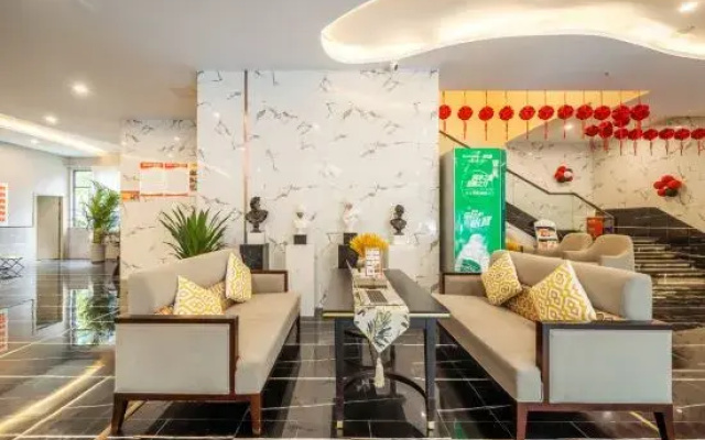 Qiu Hotel (Chongqing Tongliang Branch)