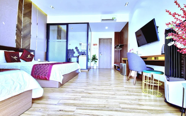 Thu Le Hotel
