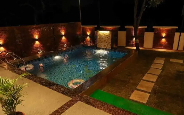 Glitz by Revansh Rooms-Alibaug Sea
