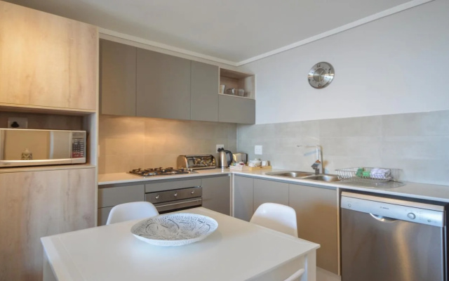 Waters Edge Luxury Apartments