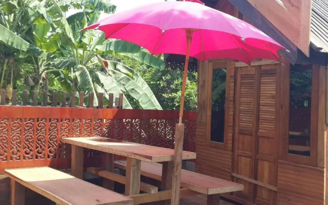 Baan Mai-Tai Sown Home Stay