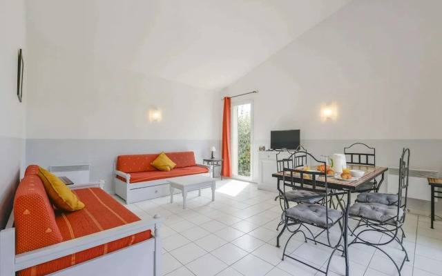 Provence Villa for 8 With Private Pool