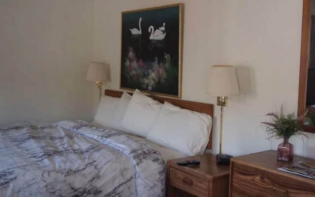Eagle Motel
