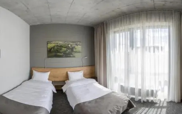 Air Hotel