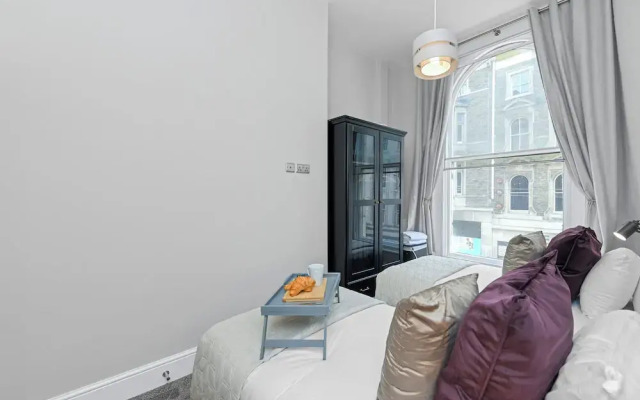 Market Street Apartment 3A Flat 1